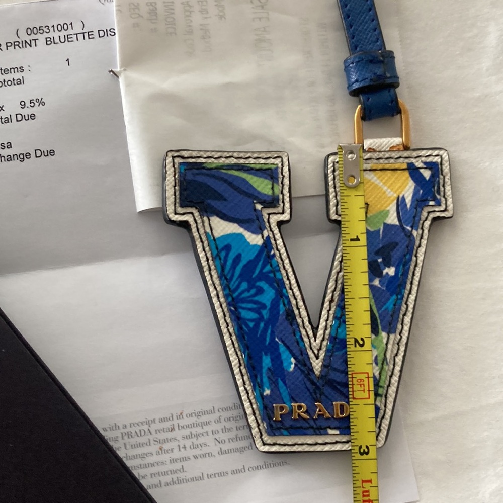 Prada Bag Charm Trick Letter V Bluette Gold Hardware - Picture 8 of 8